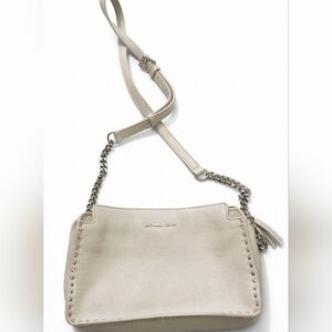 🤍 Michael Kors Studded Leather Crossbody Bag – Cream / Pearl 🤍
